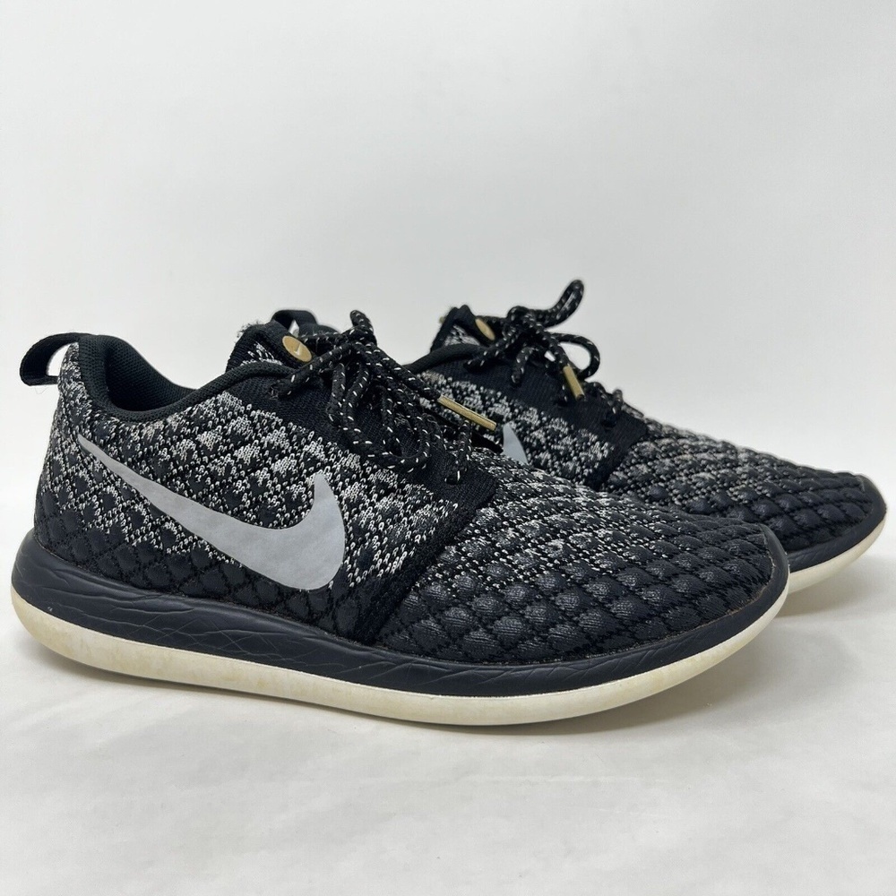 Nike Roshe 2 Flyknit Women's Size 6.5 Black Running Sneaker Shoes - 861706-001